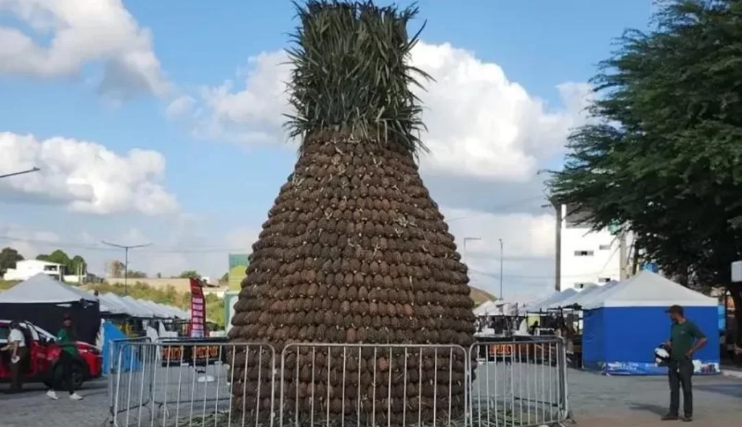 Festa do Abacaxi em Pombos programacao